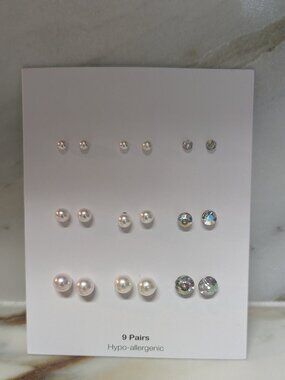 Pearl earrings